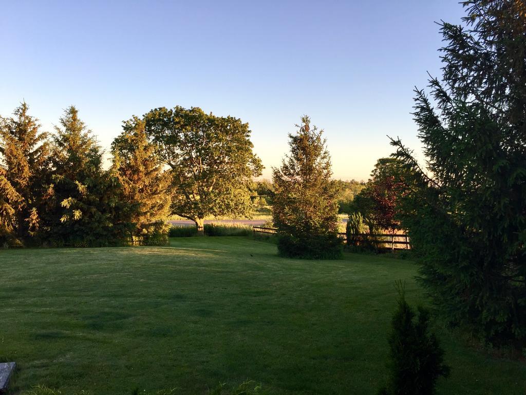 Serenity Ranch Bed & Breakfast Ancaster Екстериор снимка